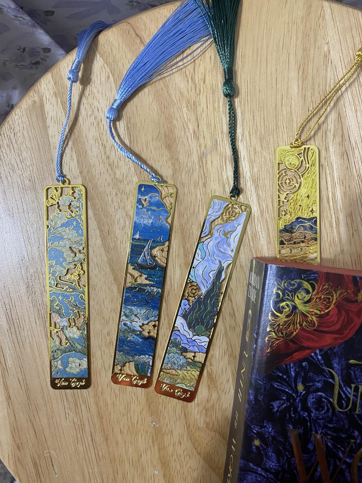 4 Pieces Metal Bookmarks with Tassel, Golden Hollow Bookmark Oil Painting Theme Book Mark Bookmarks for Book Lovers Writers Readers Children Teens Men Women Adults customer photo 2