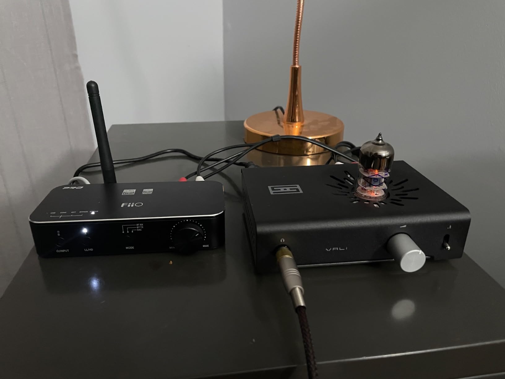 Schiit Vali 3 Beautiful Tube Hybrid Headphone Amp and Preamp - Black customer photo 1