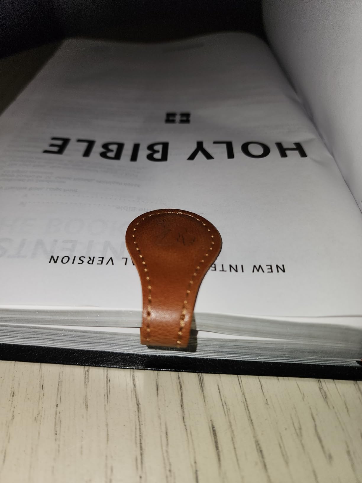 3Pcs Personalized Leather Magnetic Bookmark, 26 Letters Bookmarks Customized Engraved Initial Book Mark Cute Custom Marker Meaningful Gift for Women Men Book Lovers (M, 3 x Book) customer photo 2
