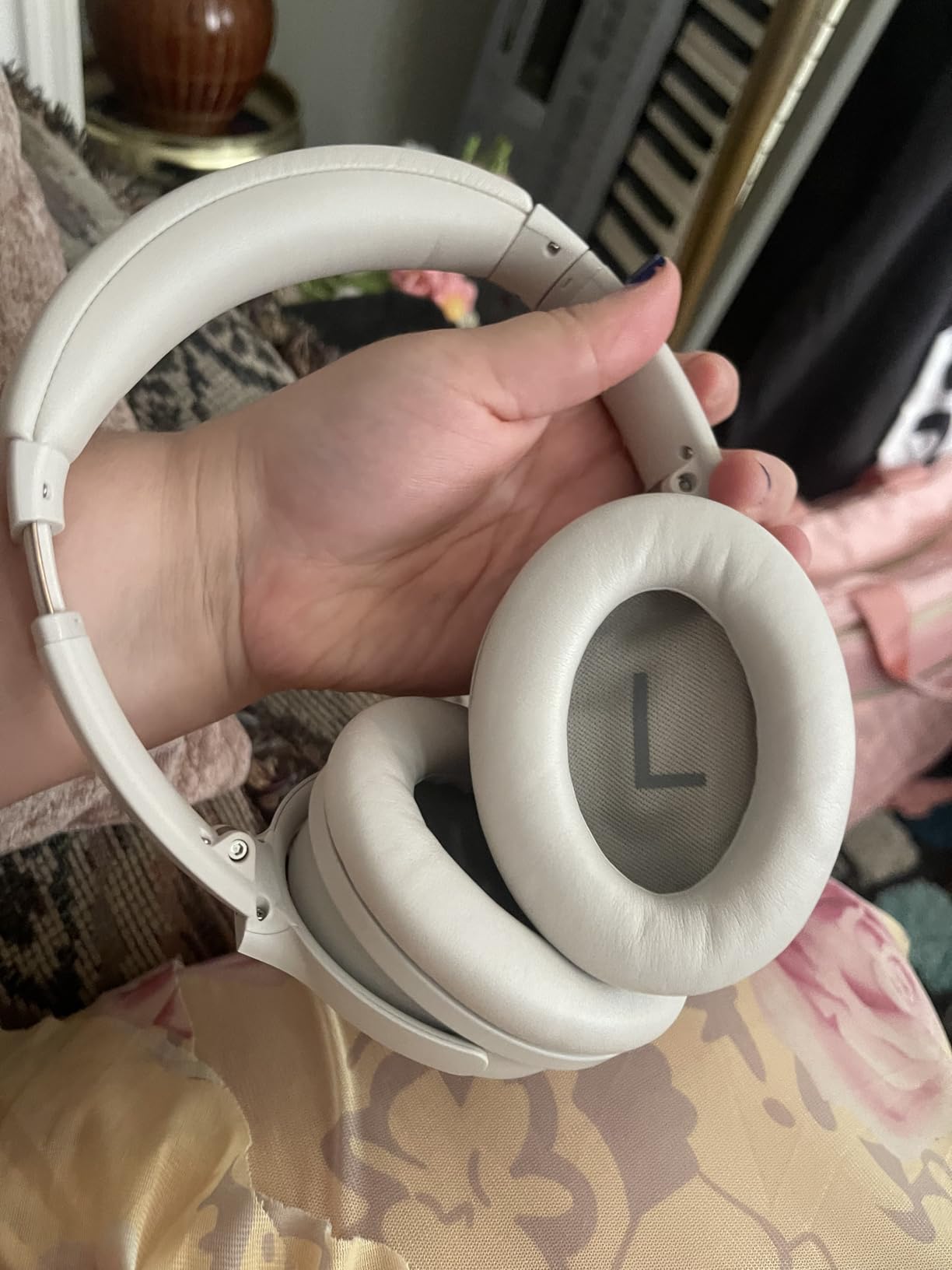 Bose QuietComfort Headphones - Wireless Bluetooth Headphones, Active Over Ear Noise Cancelling and Mic, USB-C Charging, Deep Bass, Up to 24 Hours of Playtime, Sandstone customer photo 1