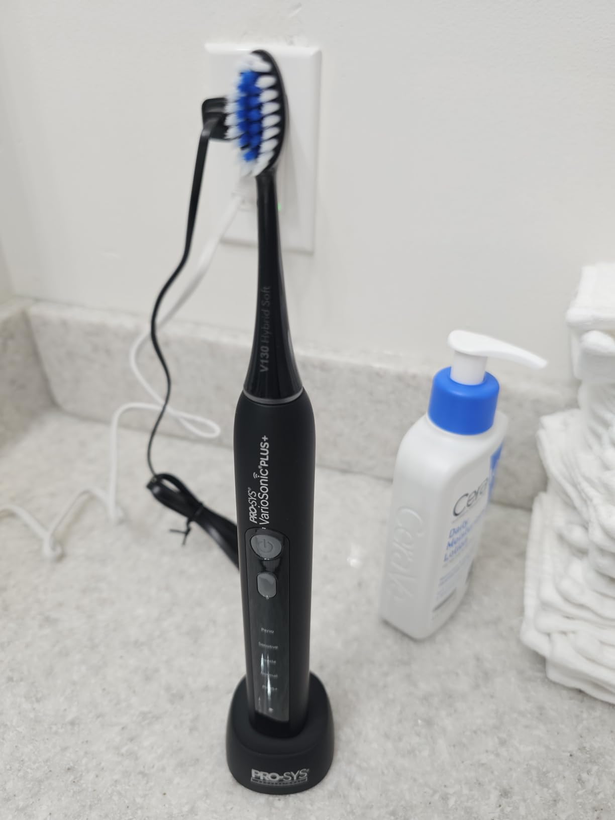 PRO-SYS® VarioSonic Plus+ Sensitive Kit Professional Electric Toothbrush for Sensitive Teeth, Rechargeable with Pressure Sensor and Timer, Customizable Intensity Powered Toothbrush with Travel Case customer photo 2