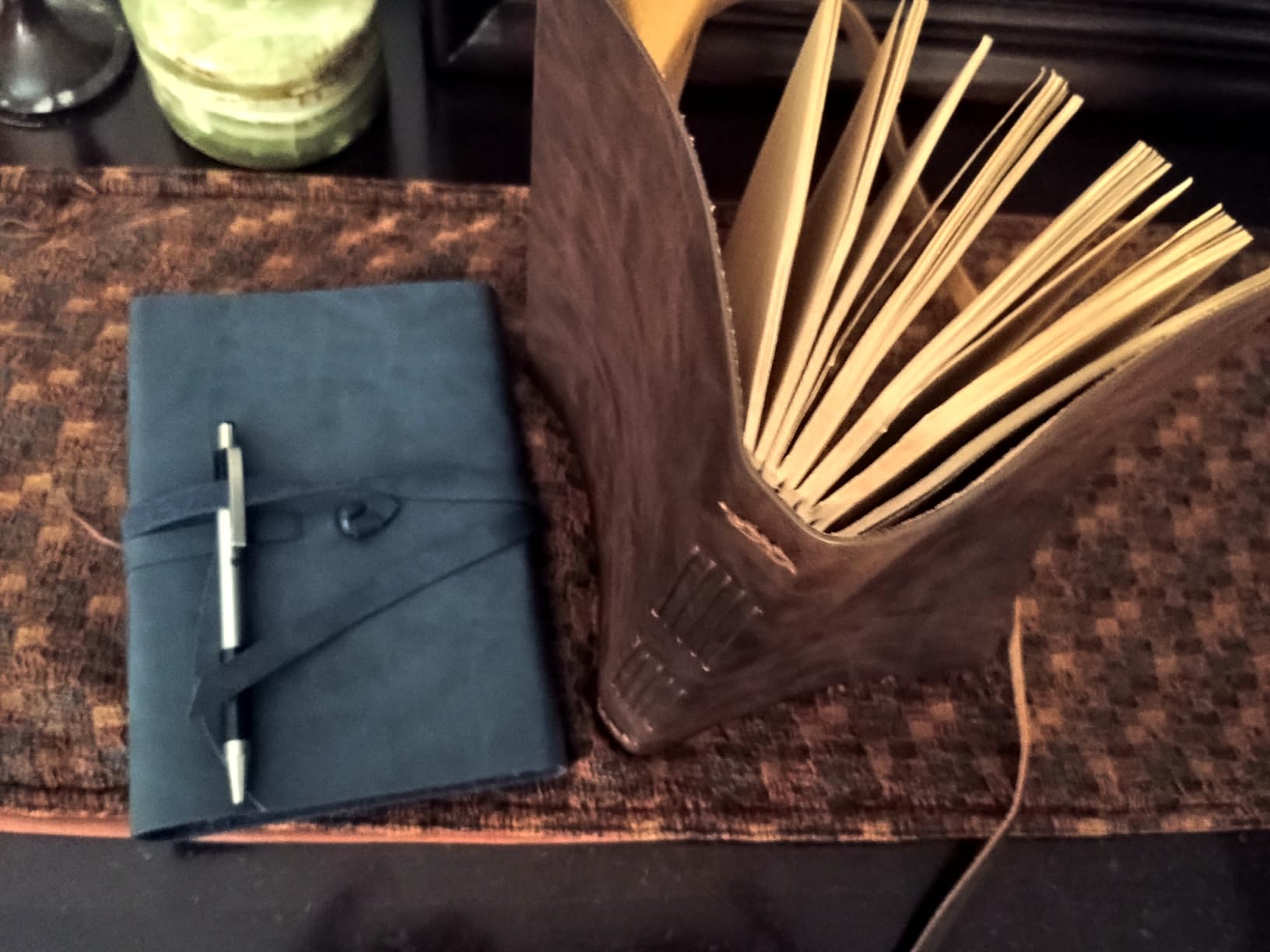 RILIHO Leather Journal Notebooks for Work, A5 Size Diary, 6x8.1 Inch, Genuine Leather Journals for Writing, Vintage Style Personalized Journal, Ideal for Women and Men, Artists, Travelers, Dark Brown customer photo 2
