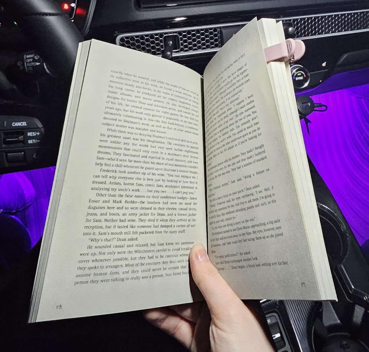 SMUK 3pcs Automatic Bookmark, Silicone Book Marks for Reading Women, Men, Kids, Book Lovers, Cute Unique Book Markers for Reading, Reading Accessories Gifts for Book Lovers customer photo 2