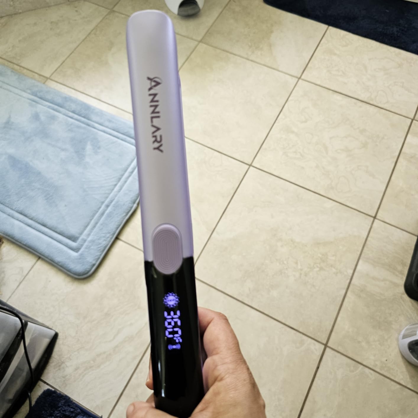 Annlary Hair Straightener 1 Inch Flat Iron and Curler 2 in 1 Titanium Ceramic Ionic Dual Voltage Straightener with Heat-Resistant Silicone, for Less Frizz, Shinier & Smoother customer photo 1
