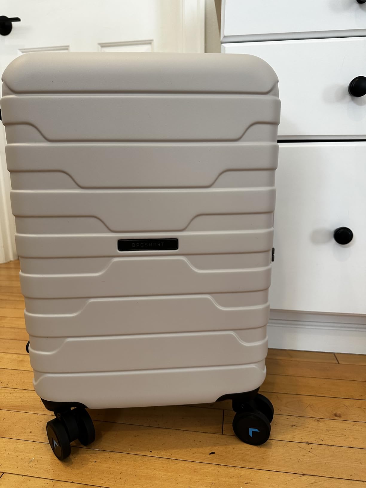 BAGSMART Carry-On Luggage 20