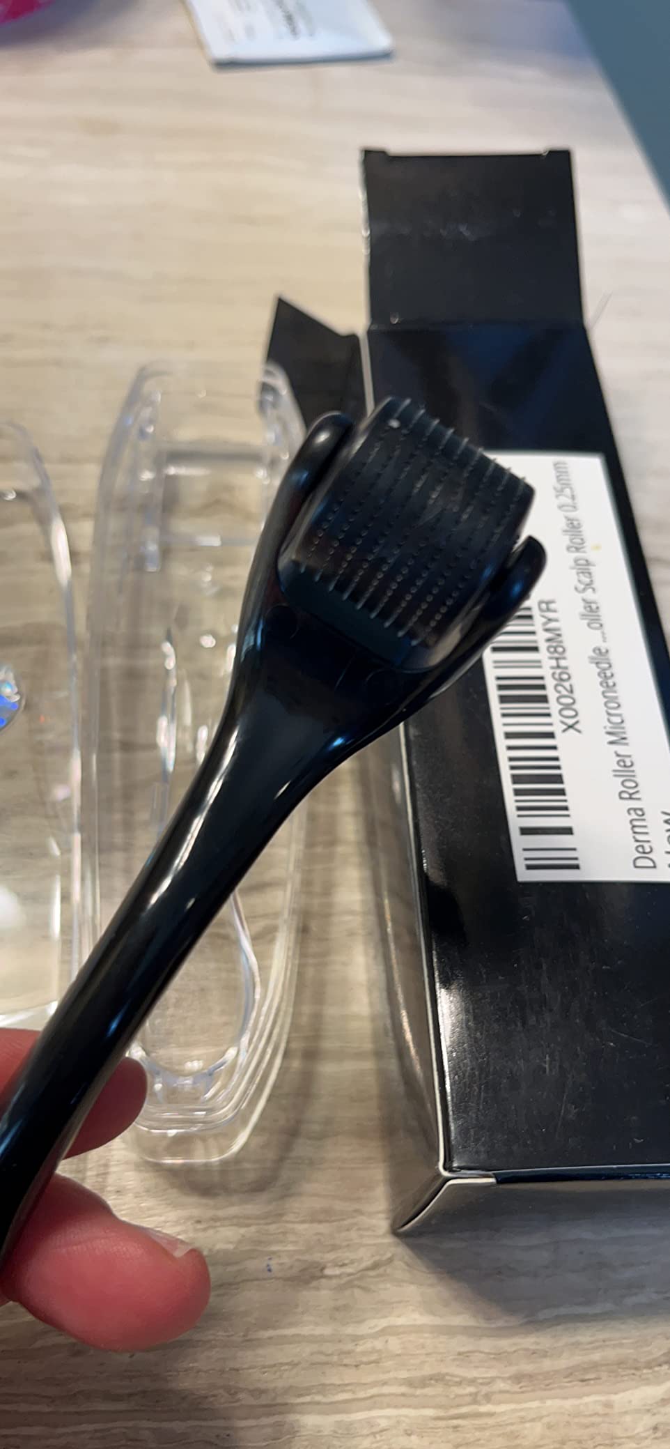 Derma Roller for Face for Women, 0.25mm Microneedling Roller Titanium 540 Microneedle Roller customer photo 1