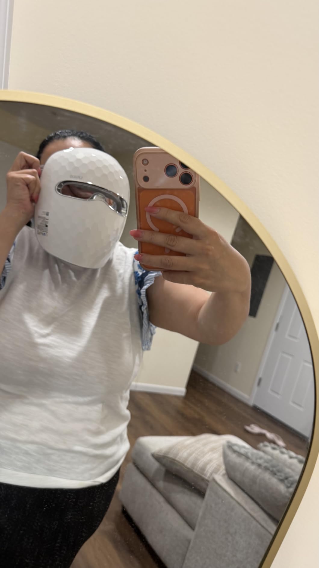 Ulike Red Light Therapy Mask for Face,360° full face coverage customer photo 1