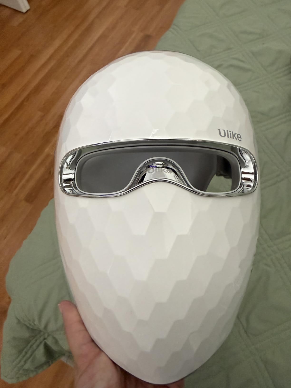 Ulike Red Light Therapy Mask for Face,360° full face coverage customer photo 2