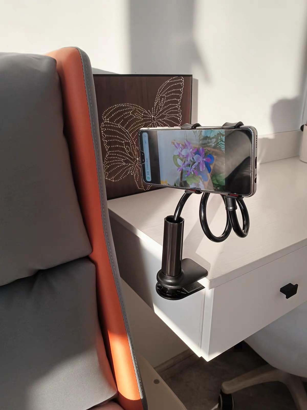 Kindle Holder with Remote Page Turner - Hands-Free Reading Stand for Bed customer photo 2