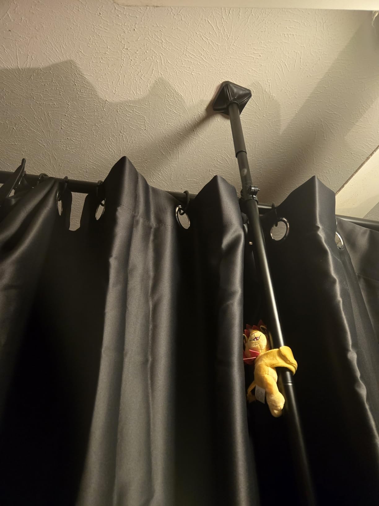 Goovilla Room Divider for Room Separation, 4-10ft(H) 28-70inch(W), Black customer photo 1