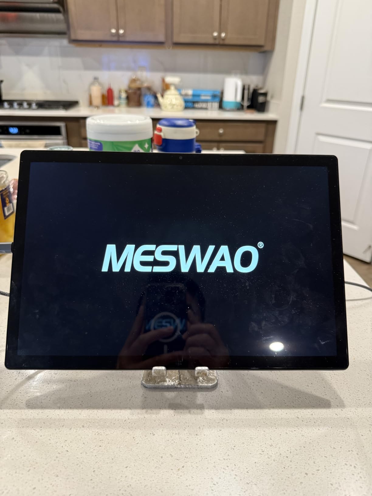 MESWAO 16 Inch Android 16 Tablet, Widevine L1 Certified 1920x1200 IPS Pad customer photo 2