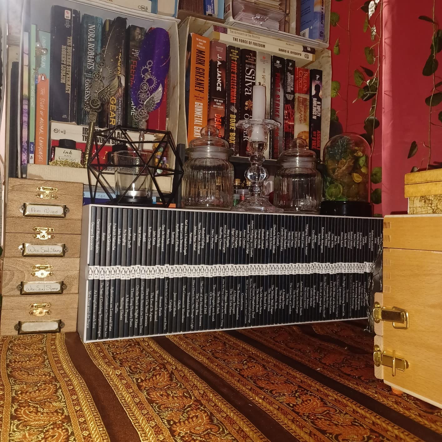 Penguin Little Black Classics Box Set | Classic Literature Collection - Fiction, Poetry, Essays & Timeless Classics customer photo 2