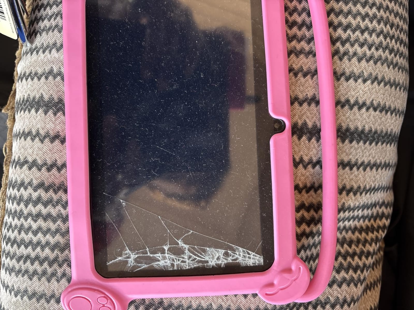 Kids Tablet 7 inch 3-9 for Kids,32GB ROM Toddler with Shockproof Case,Kids Android Software Installed Netflix,YoutTube, aiwawa Apps Parent Controls,Dual Camra, WiFi,FM, GPS (Pink) customer photo 2