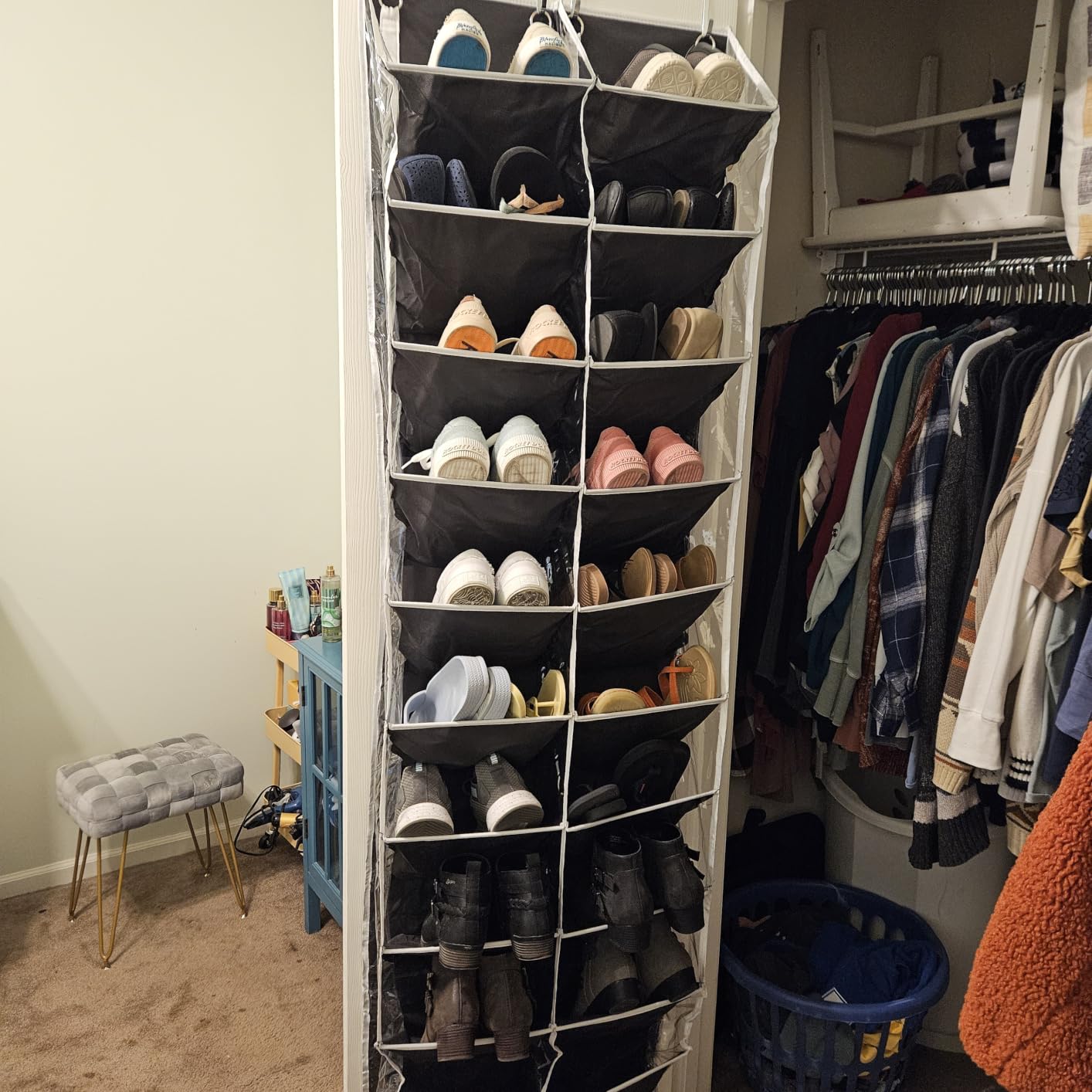 UVIAHOMI 20-30 Pairs Over the Door Shoe Organizer, Clear Pockets Hanging Shoe Storage for Closet, 10-Tier Door Shoes Rack, Handing Shoes Holder Fit All the Family's Sneakers, Boots, Heels, Black customer photo 1