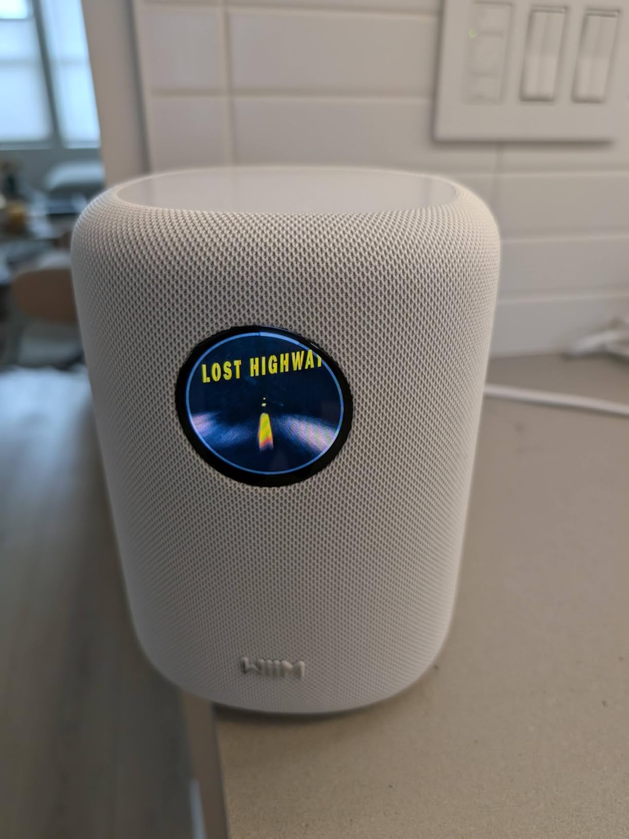 WiiM Sound Smart Speaker with Hi-Res Audio, WiFi and Touchscreen, White customer photo 2