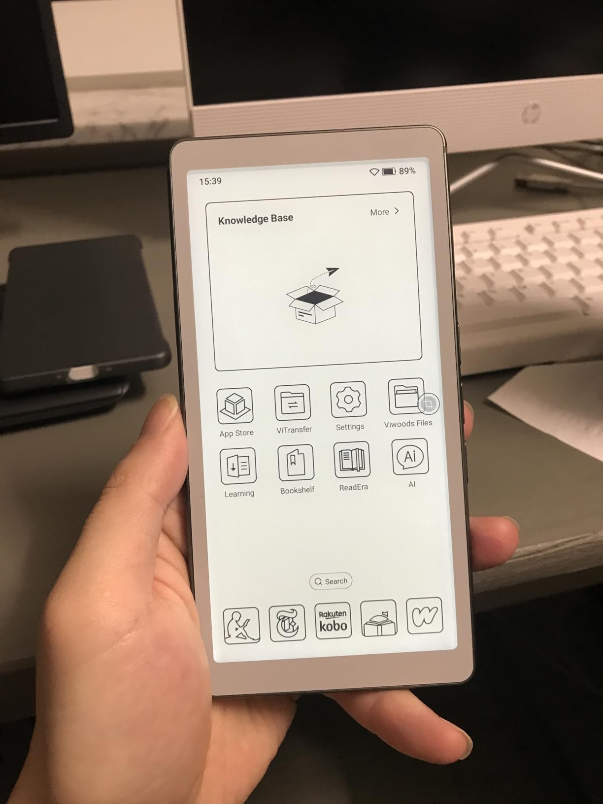 VIWOODS 6.13'' Carta1300 AiPaper Reader with 4G Connectivity, Ultra-Thin & Light E Ink eReader Device, AI Integrated, 300PPI, Adjustable Front Light, 128GB Storage customer photo 2
