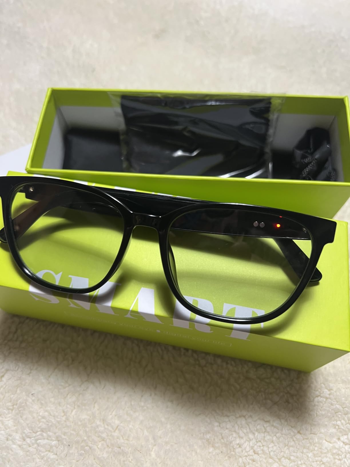 AI Smart Glasses with Real-Time Translation & Voice Assistant customer photo 2