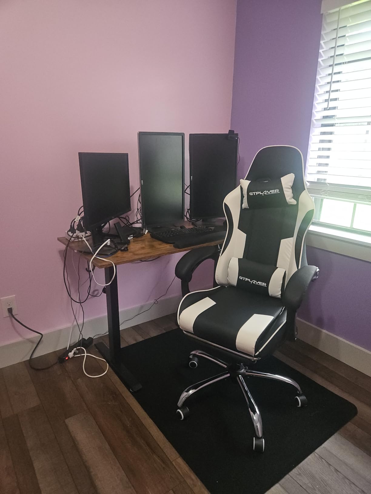 GTPLAYER Gaming Chair, Computer Chair with Footrest and Lumbar Support, Height Adjustable Game Chair with 360°-Swivel Seat and Headrest and for Office or Gaming (Pearl White) customer photo 1
