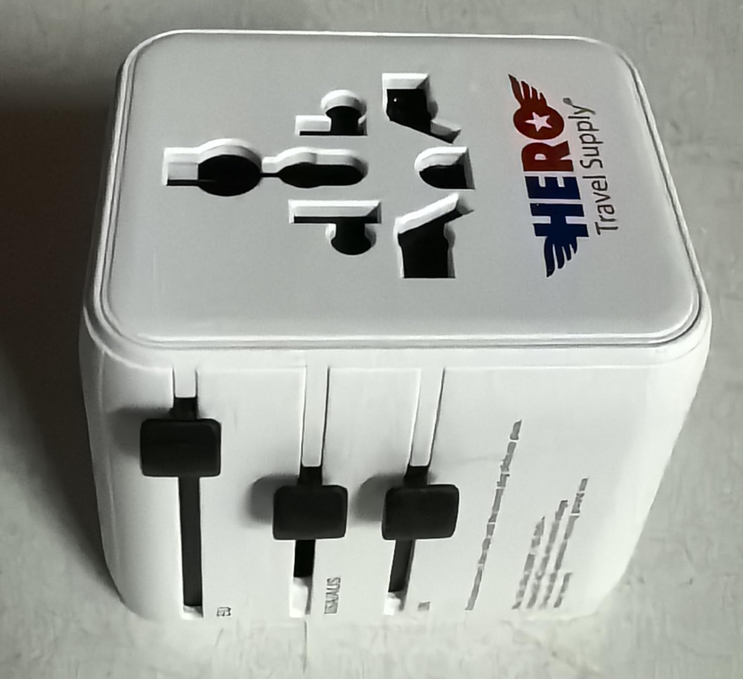 Hero International Travel Power Adapter – Universal Plug for Europe, UK, US, Asia, AUS, 100+ Countries | 2 USB-C & 1 USB-A customer photo 1