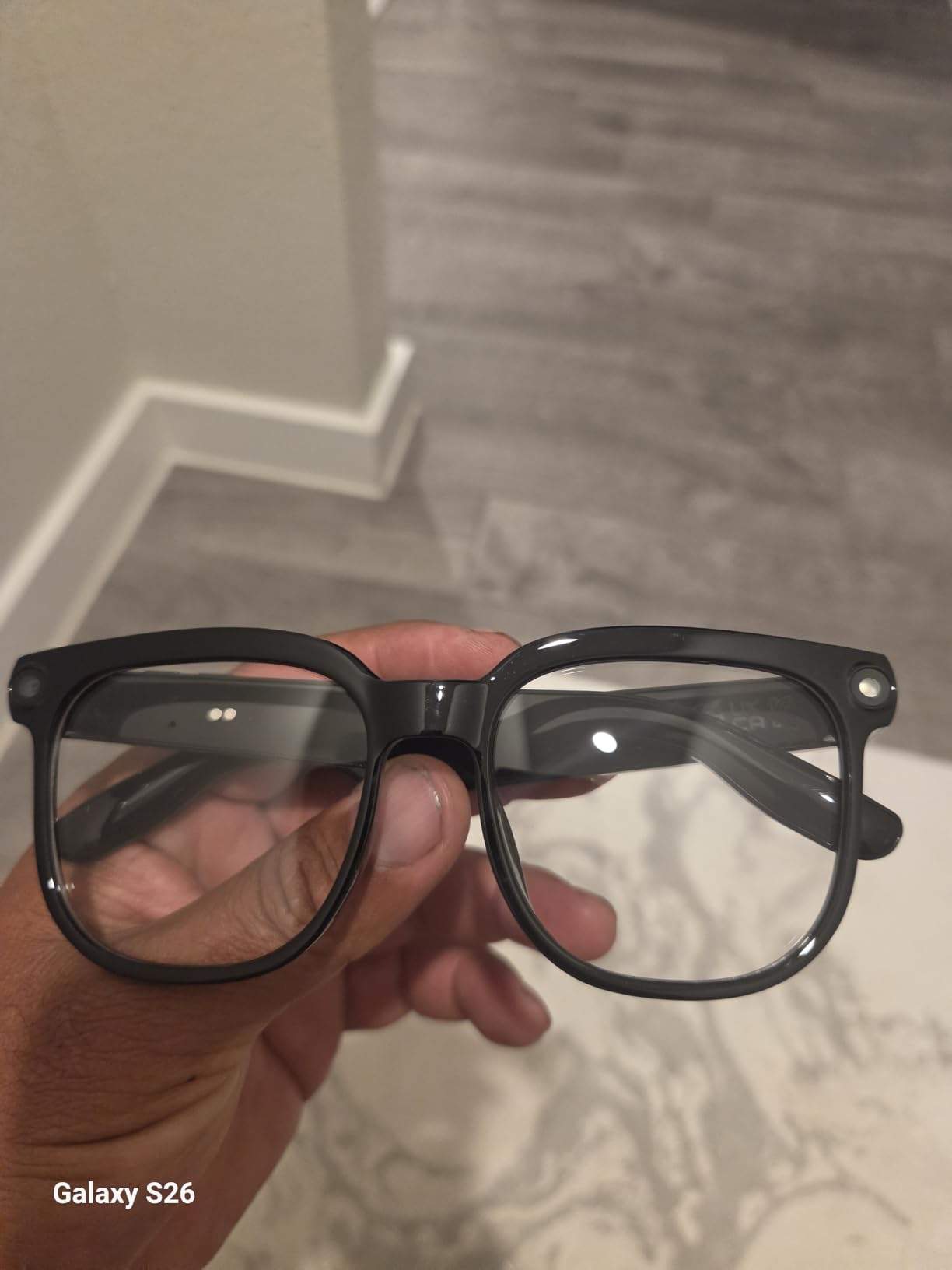 AI Smart Glasses with Camera, 4K Video, Real-Time Translation, AI Assistant customer photo 2