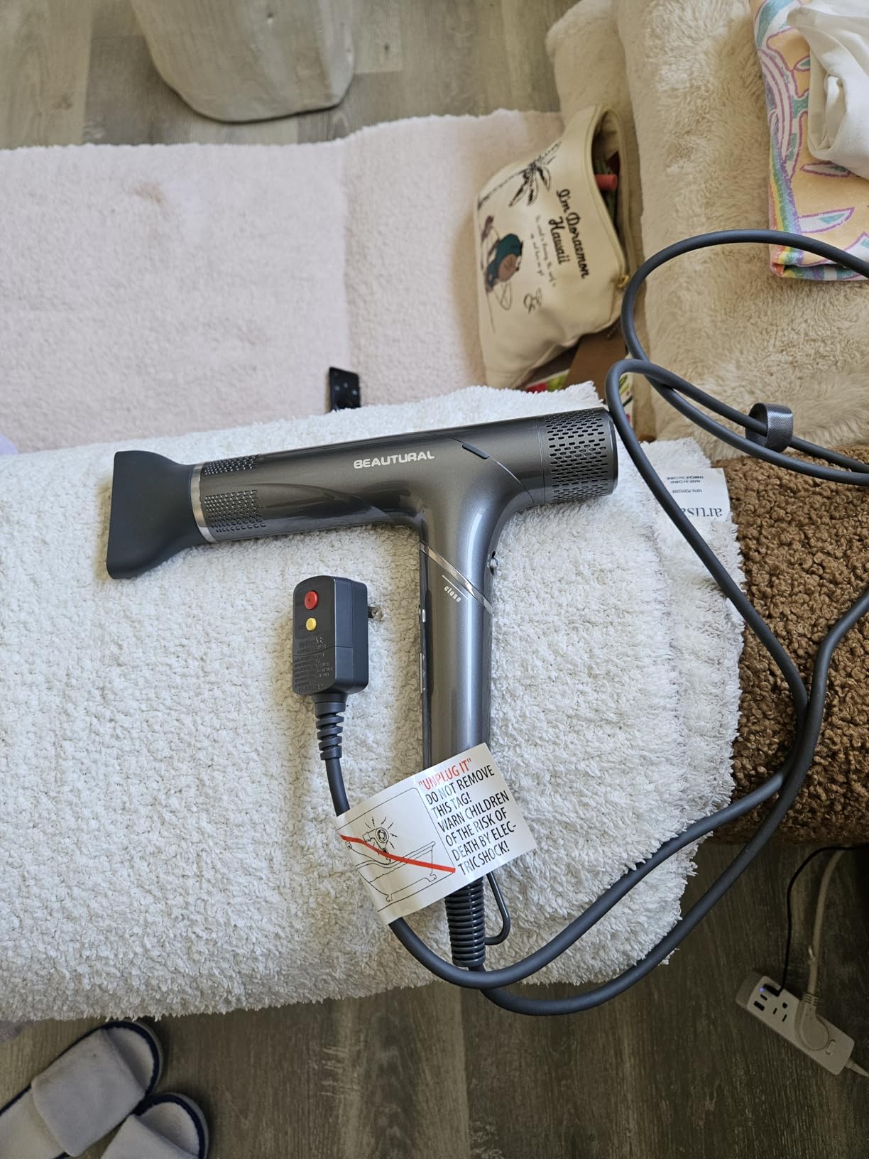BEAUTURAL 1600W High-Speed Foldable Dual Voltage Travel Hair Dryer, Gray customer photo 1
