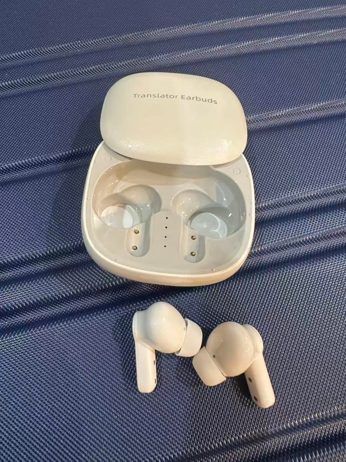 ANFIER M3 AI Translation Earbuds Real Time, Language Translator Device in 144 Languages, 3-in-1 Offline Two-Way Audífonos Traductores, Live Translate Headphones, No Subscription Required (Black) customer photo 1