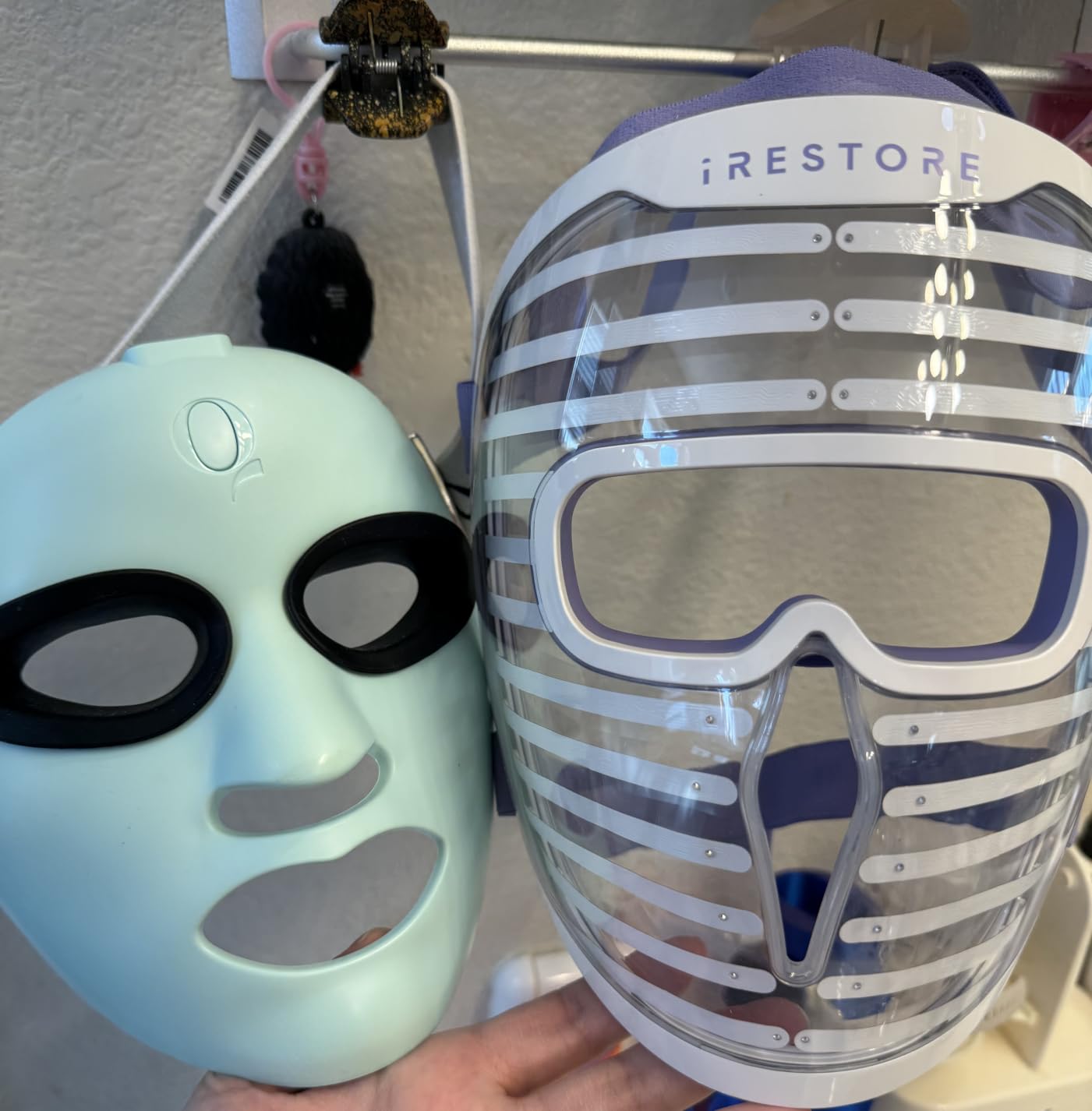 iRestore Face Mask Pro, 8-Wavelength Red Light Therapy for Face, 800 Diodes customer photo 1